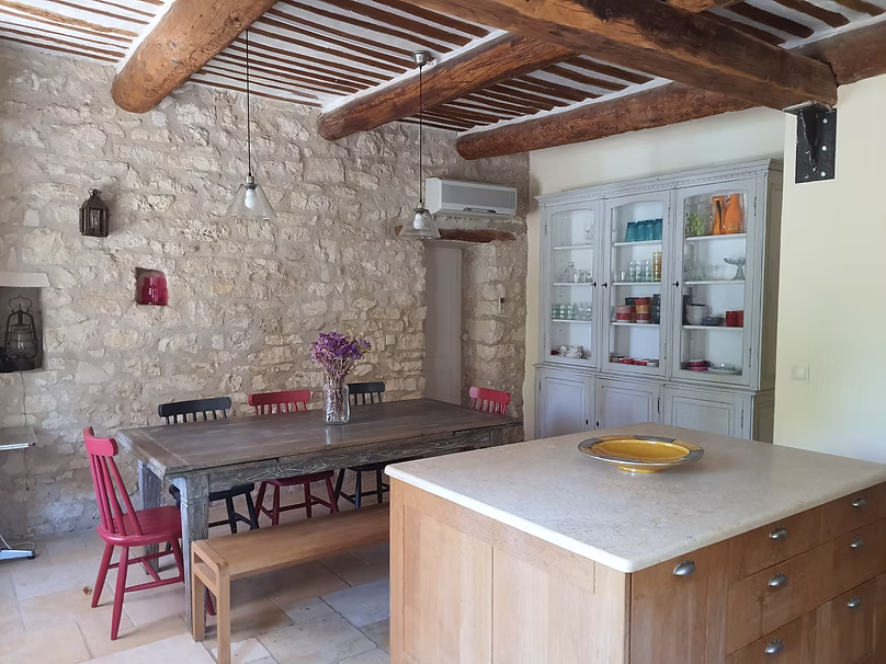 Cuisine équipée, vue d'ensemble
